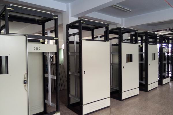 天心控制箱-控制箱的合理布置方法